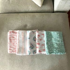 Aden+Anais swaddle bundle